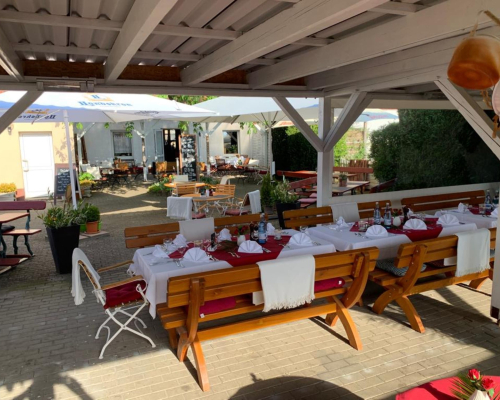 feierlicher Tisch